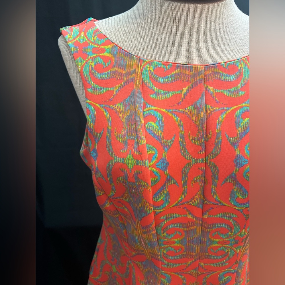 Gabby Skye - scuba fit and flare dress - orange retro pattern - size 6 - Picture 2 of 7